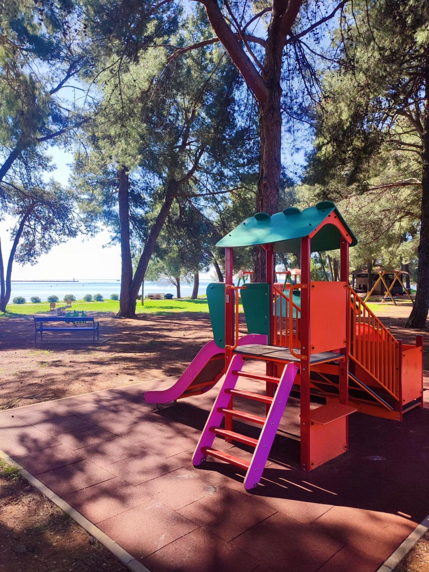 Apartments Novigrad Novigrad  Екстер'єр фото